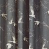 Animalia, ferdigsydde gardiner med traner i koksgrått